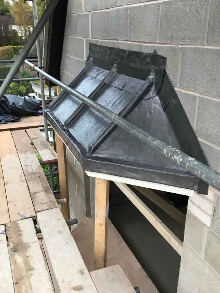 Lead roof bay window